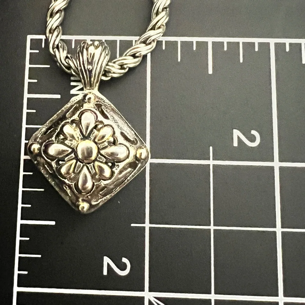 Michael Morrison MX Vtg Silver Tone Square Floral Pendant Rope‎ Chain 19